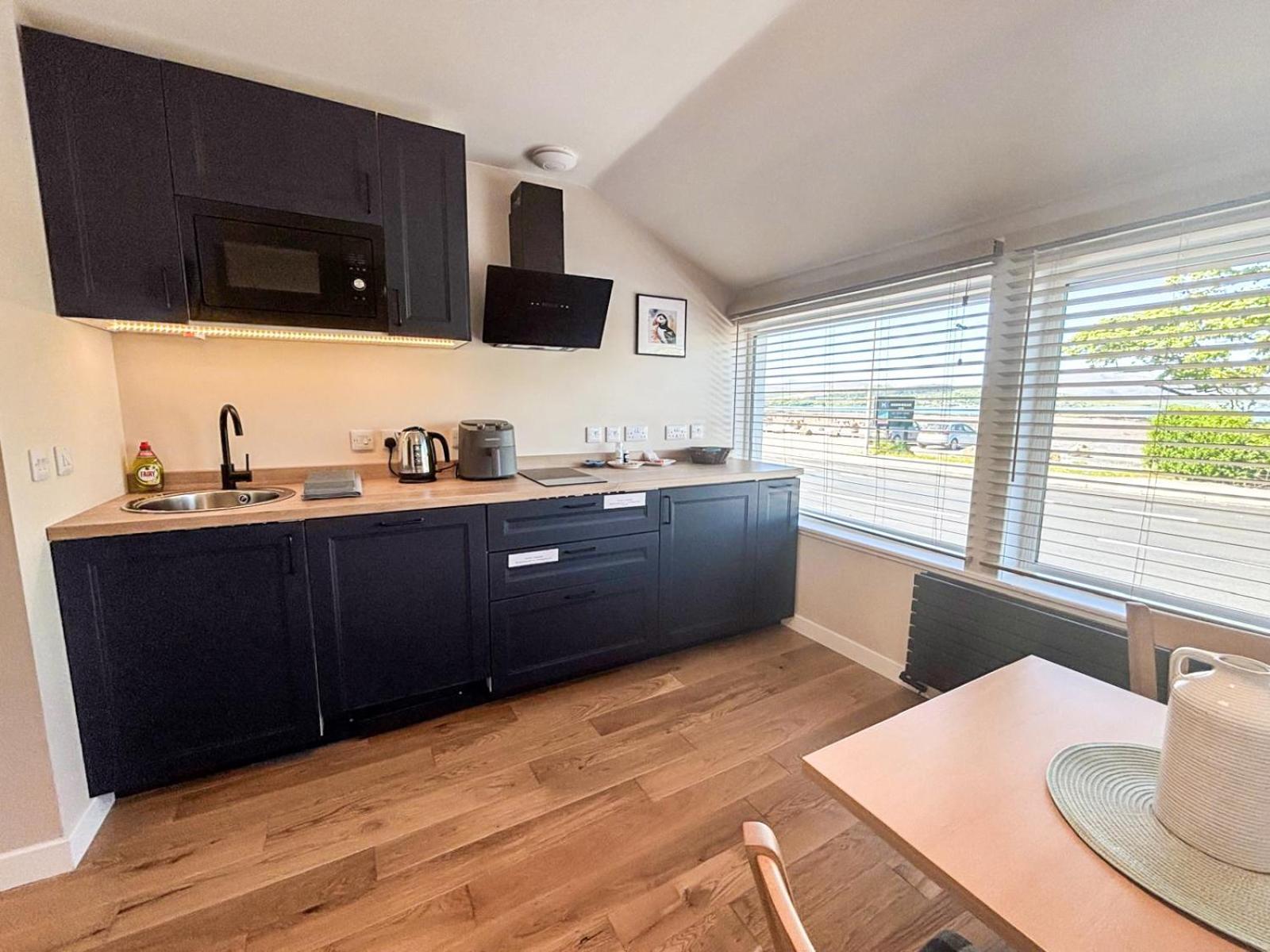 The Hebridean - Rooms & Apartments Broadford (Isle of Skye) Esterno foto